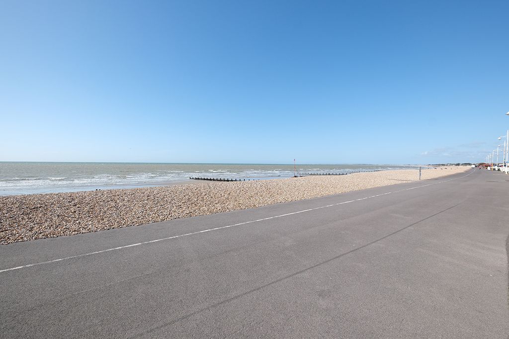 Additional image 11 of 2 bed flat for saleNyewood Lane, Aldwick, Bognor Regis, West Sussex PO21