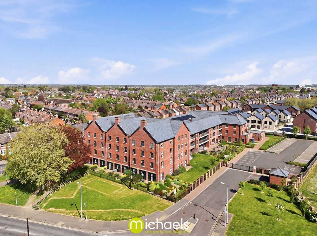 Property photo 2 of 29