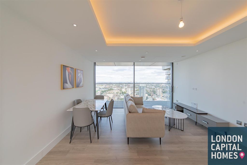 Property photo 2 of 17 E74A1739-Hdr.Jpg