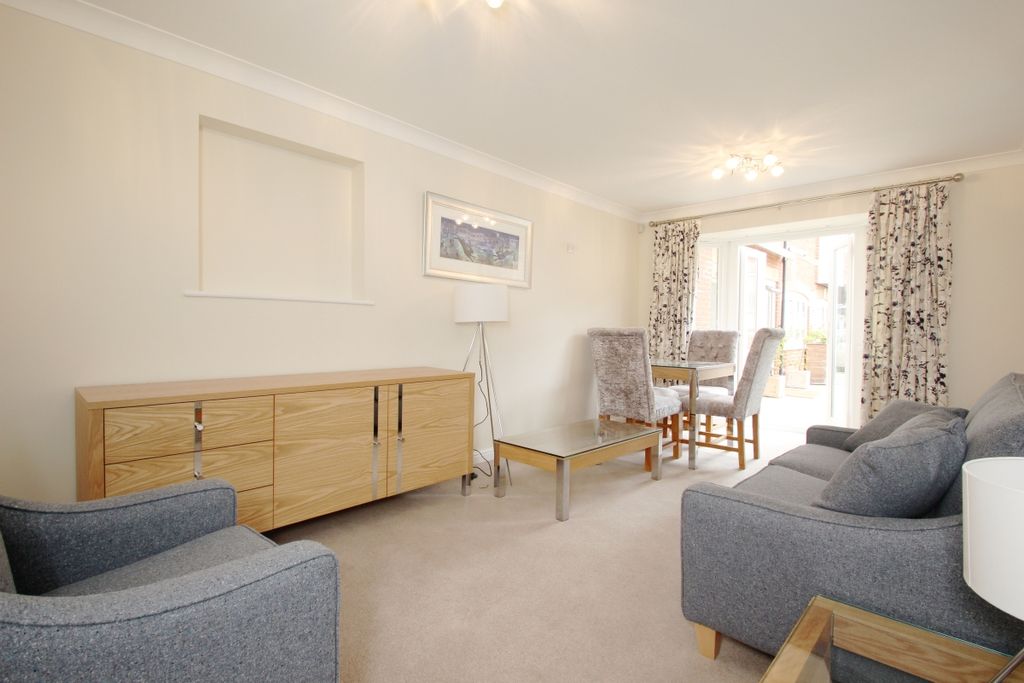 Property photo 1 of 7 My Photo 5167
