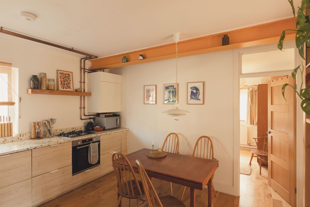 Property photo 2 of 23