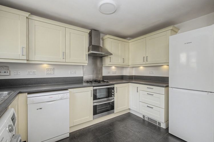 Property photo 3 of 11 334640