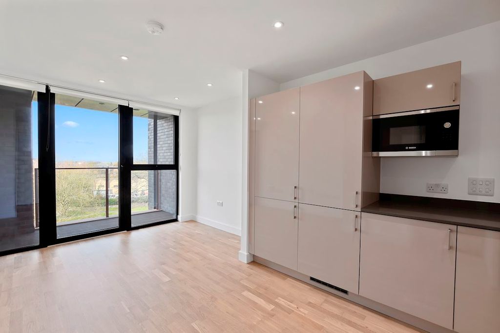 Property photo 1 of 9 Main