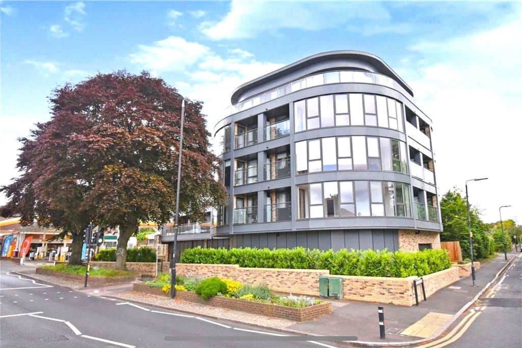 Property photo 1 of 33 The Front