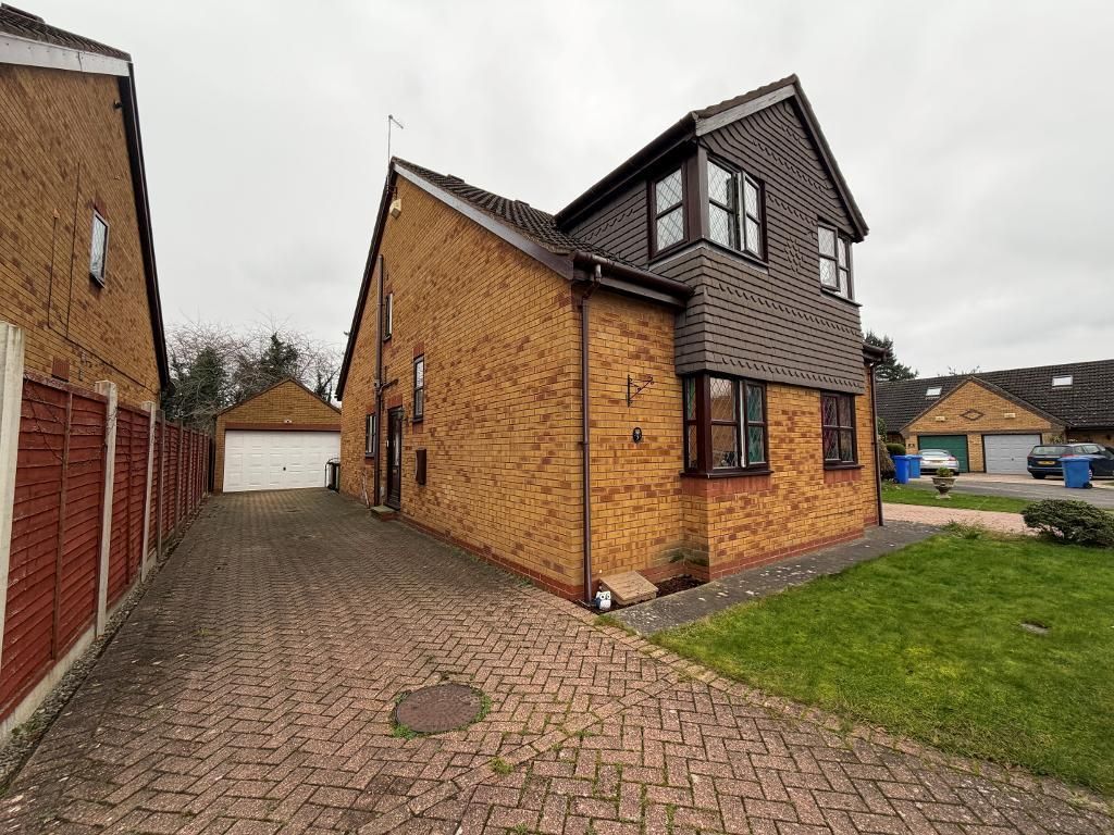 Property photo 1 of 16 Front External