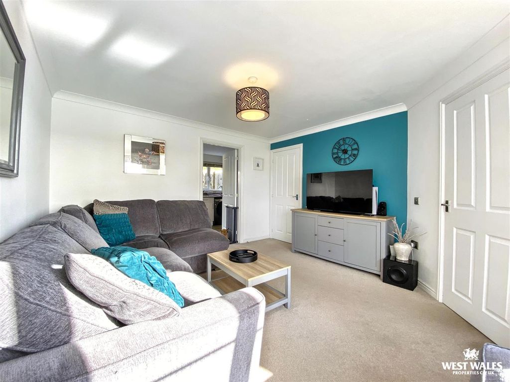 Property photo 3 of 20 Img_9428.Jpg