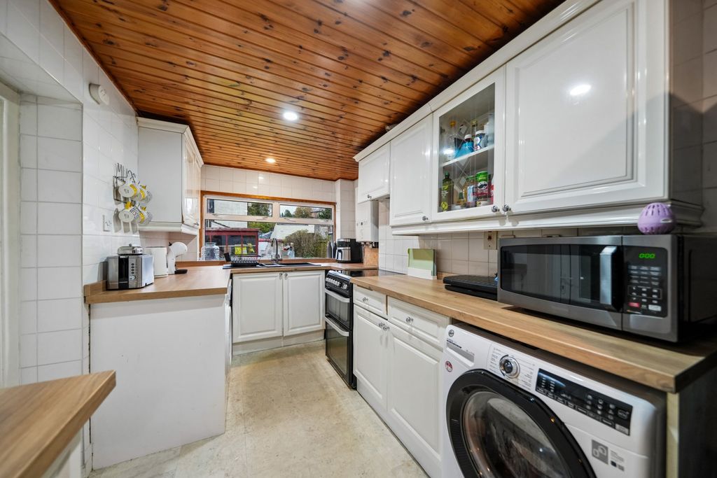 Property photo 3 of 27 Picture No. 03