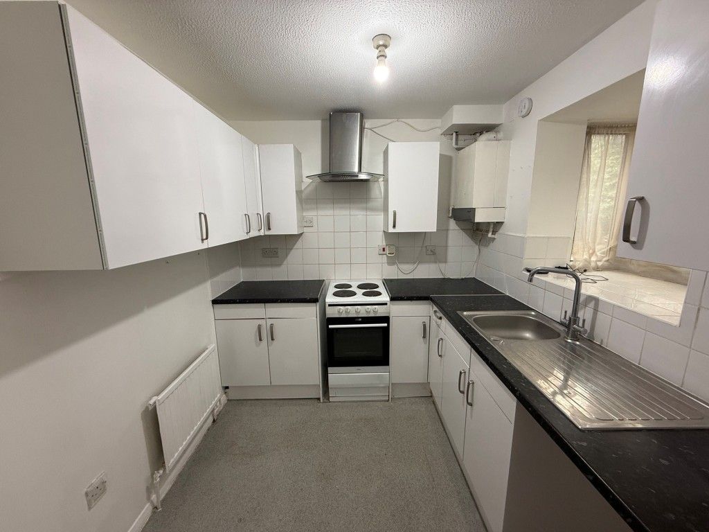 Property photo 2 of 8 Fitted Kitchen With Space For Appliances