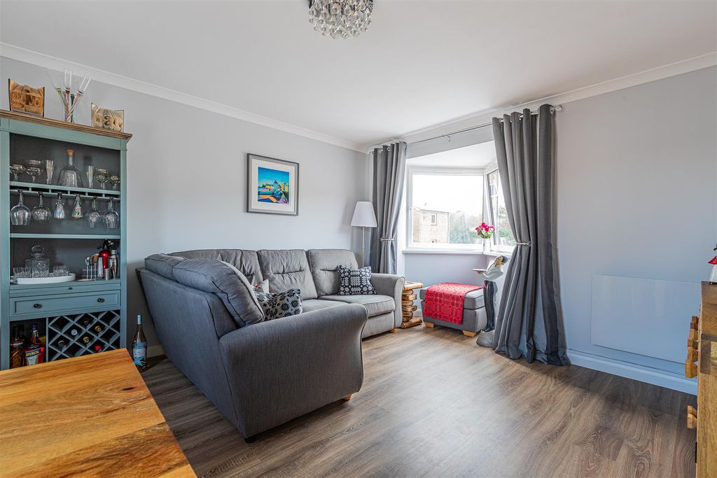 Property photo 3 of 17 187-2.Jpg