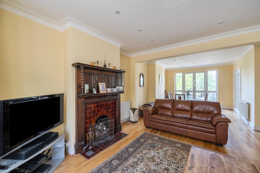 Property photo 3 of 23 Reception Room