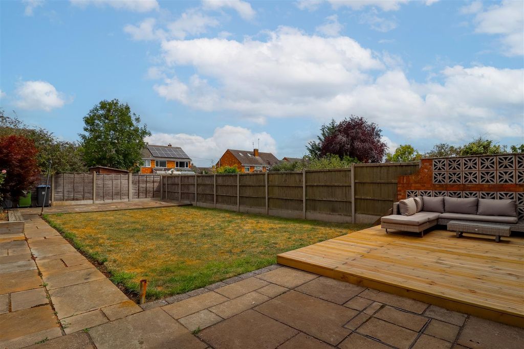 Property photo 3 of 23