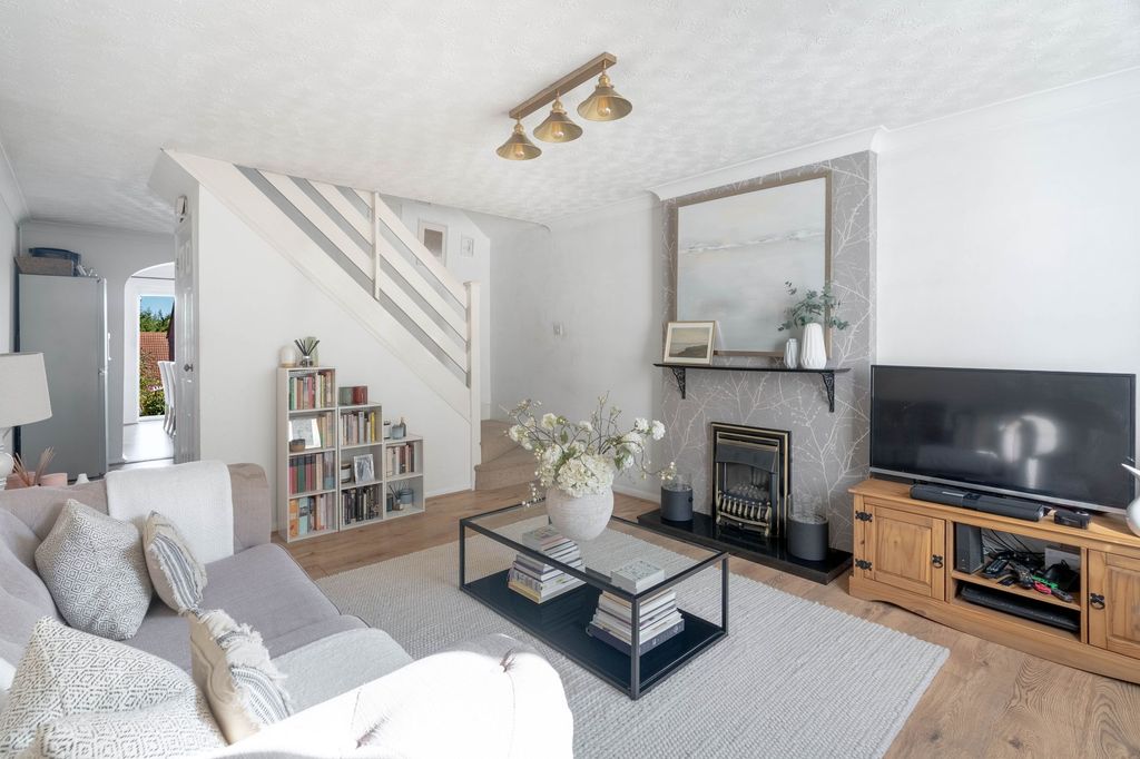 Property photo 3 of 13