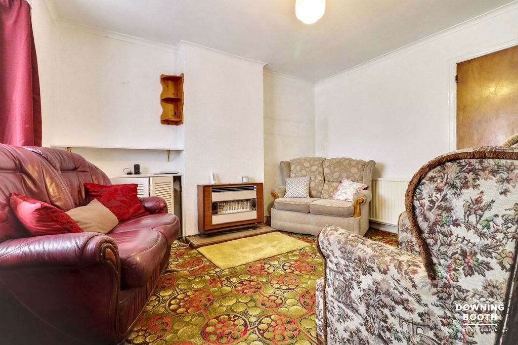 Property photo 3 of 20