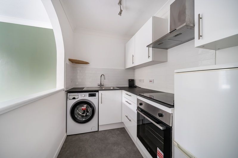 Property photo 3 of 11 Photo 10