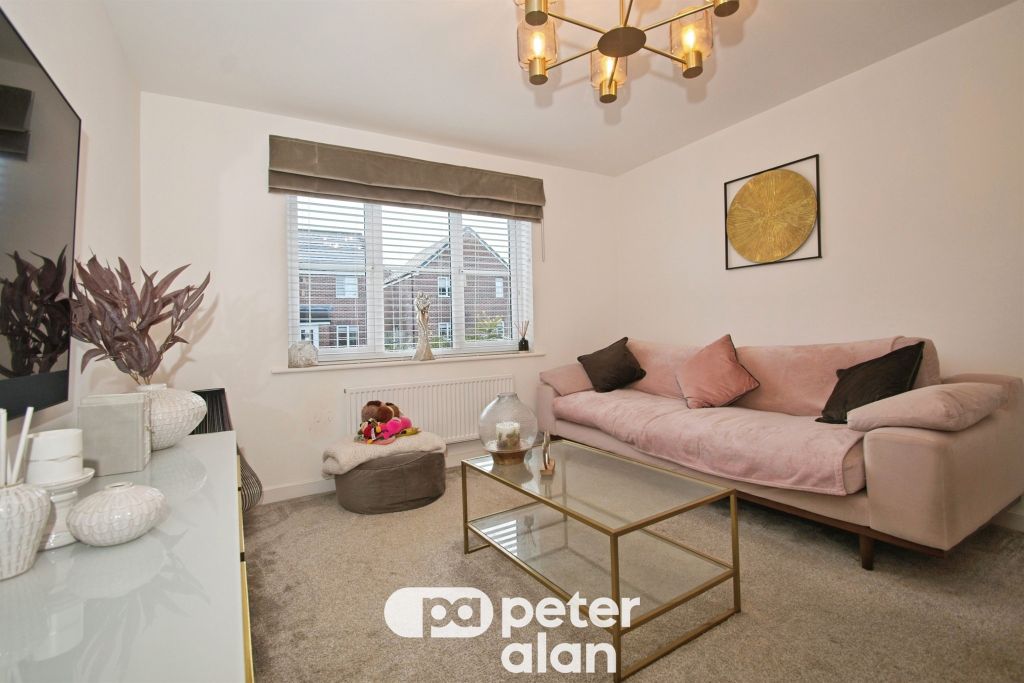 Property photo 3 of 24