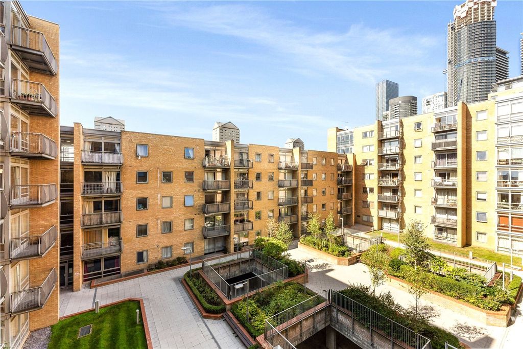 Property photo 2 of 11 View