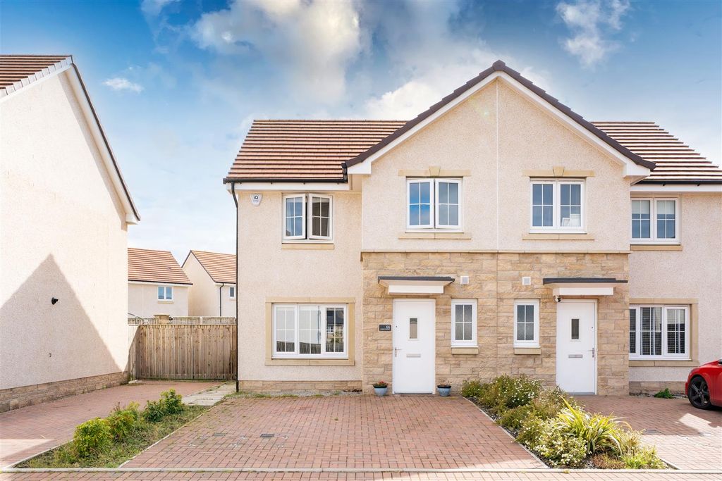 Property photo 1 of 25 66Lammond-27.Jpg