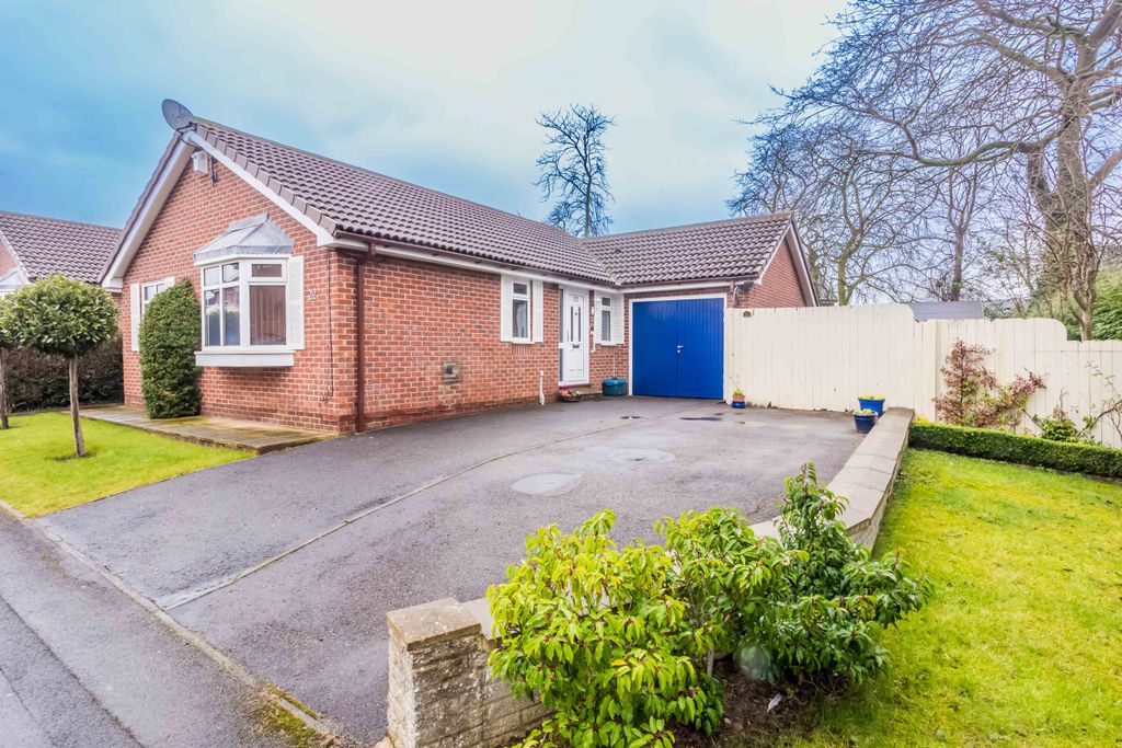 Property photo 1 of 24