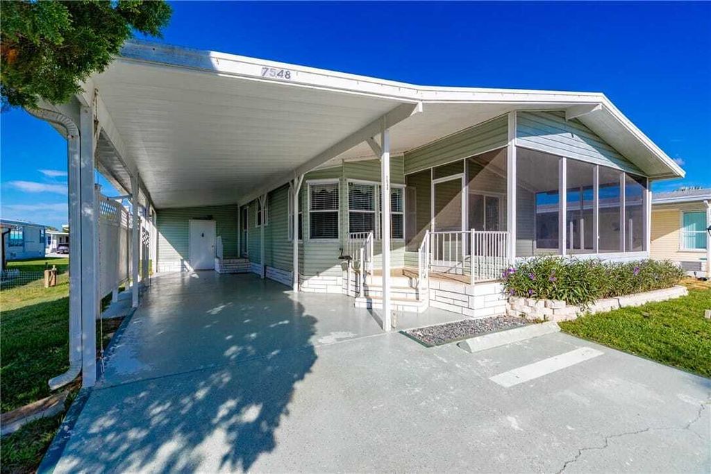 Property photo 1 of 31