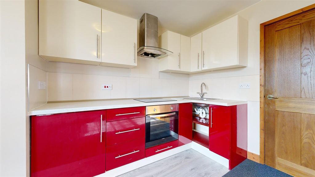 Property photo 3 of 9 Euamfmhmeuyvuk7Nf_Iljg.Jpg