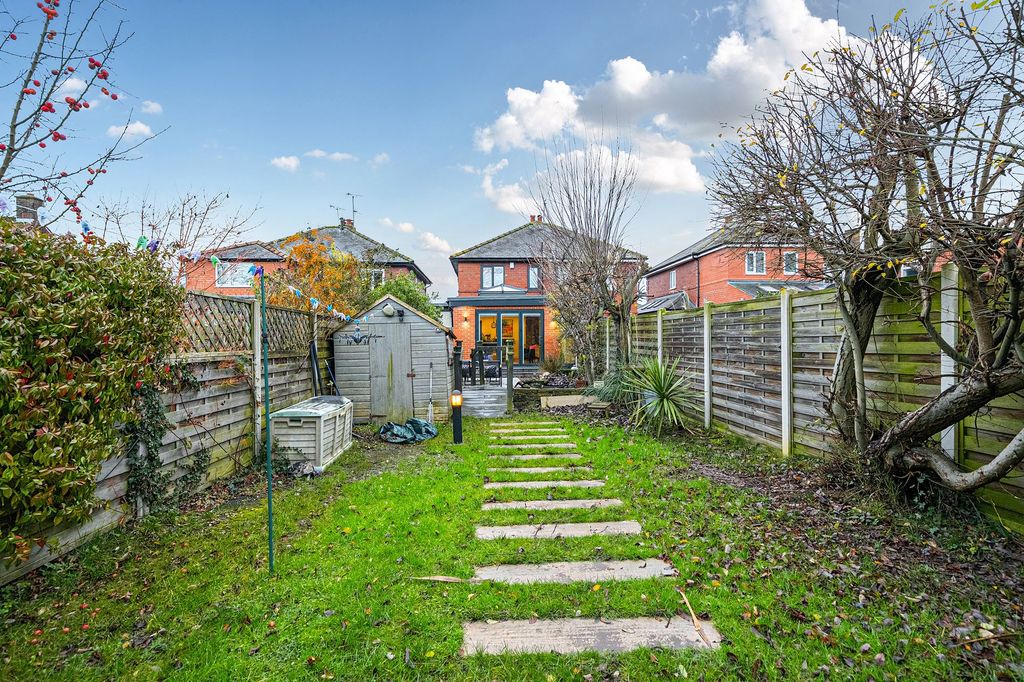 Property photo 3 of 21