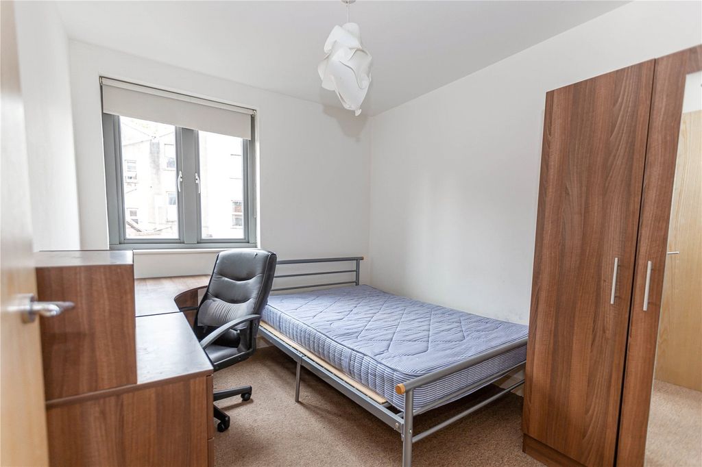 Property photo 3 of 16 Picture No. 29