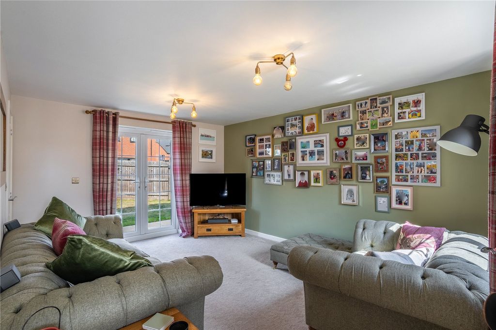 Property photo 3 of 19 Picture No. 04
