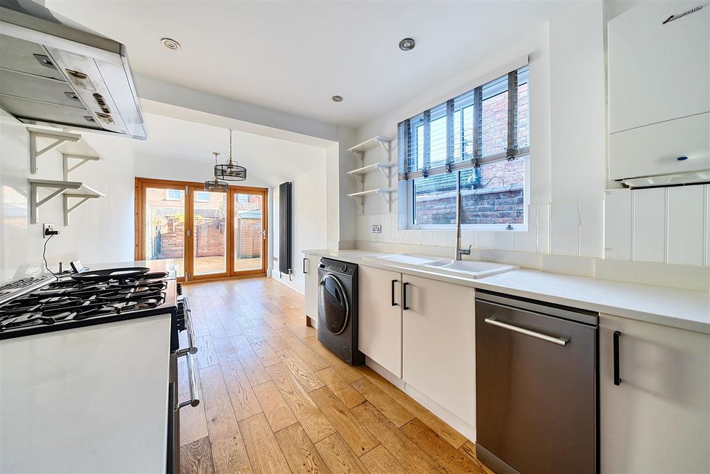 Property photo 1 of 14 1384027-5-696A33799c7Ed.Jpg