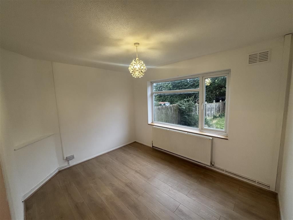 Property photo 3 of 12 Dining Room