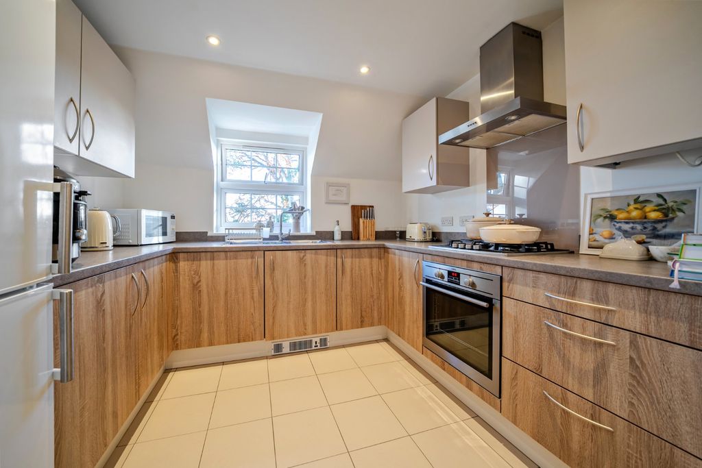 Property photo 3 of 19 Picture No. 10