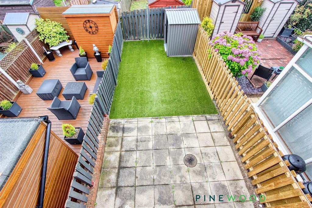 Property photo 2 of 11 Rear Garden