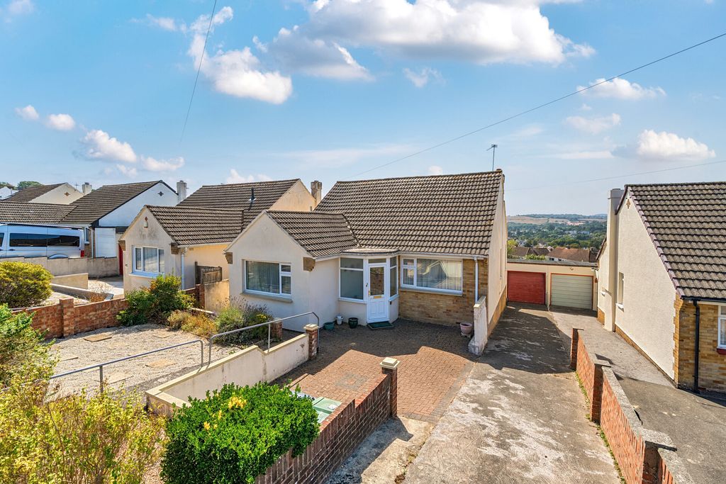 Property photo 1 of 22 1510747-1-6A8c586...