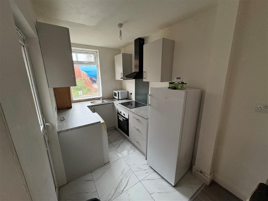 Property photo 3 of 8 Image