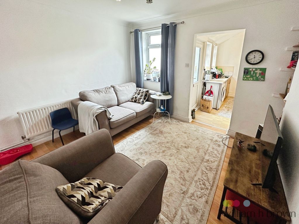 Property photo 3 of 14