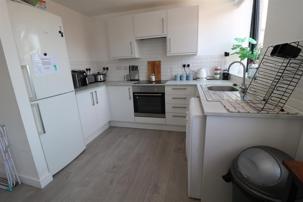 Property photo 2 of 11 Img_3594.Jpg