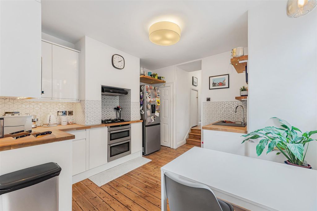 Property photo 3 of 30 3