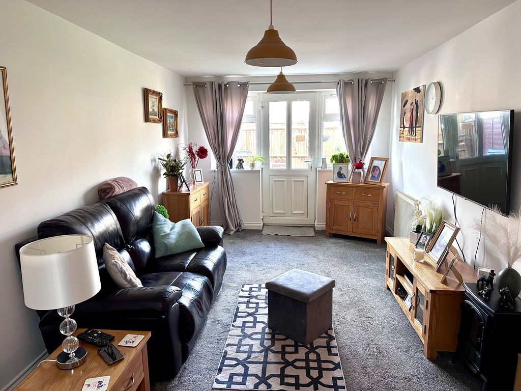 Property photo 2 of 10 Photo 5