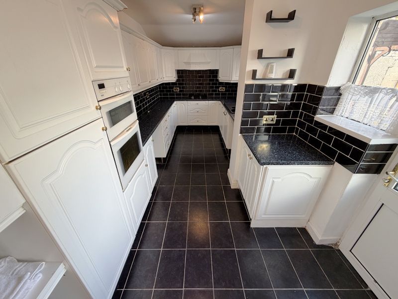 Property photo 2 of 27 Kitchen