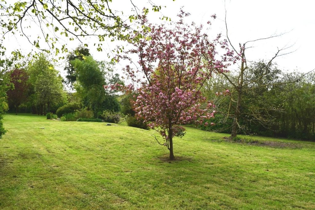 Property photo 3 of 28