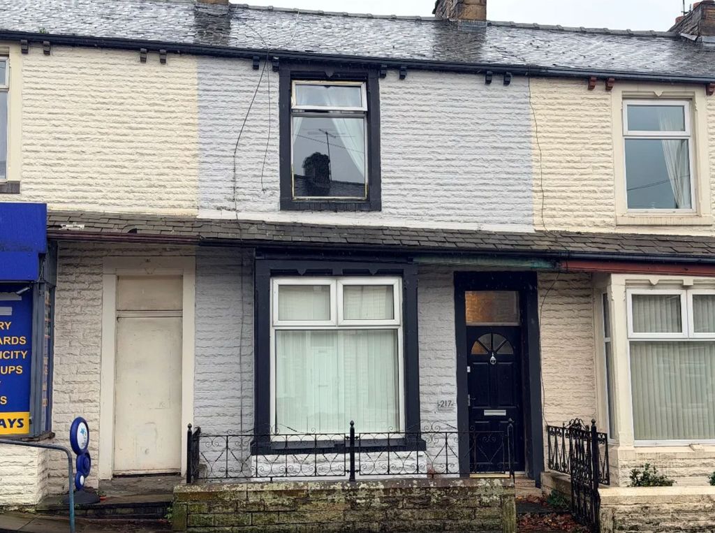 Property photo 1 of 8