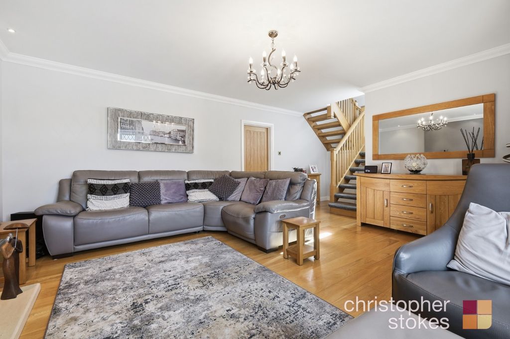 Property photo 2 of 21 5237664