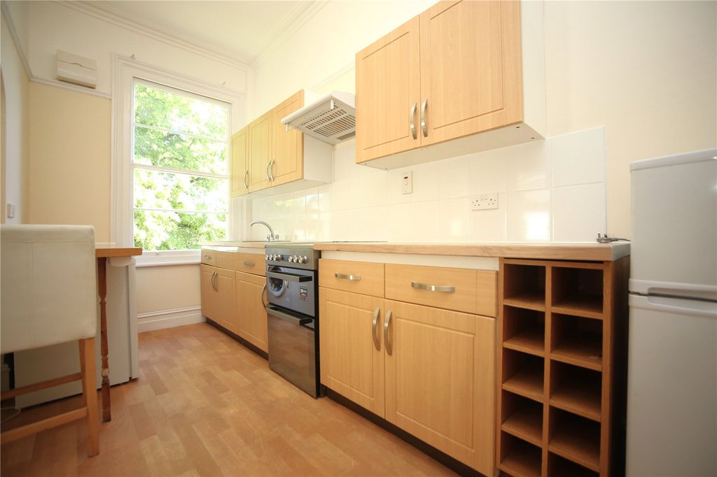 Property photo 3 of 12 Picture No. 03