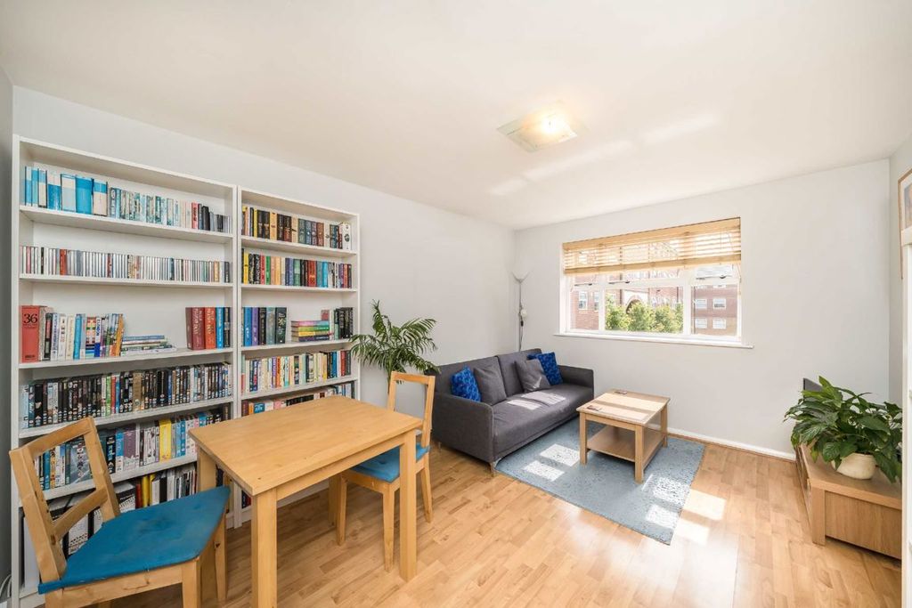 Property photo 2 of 4