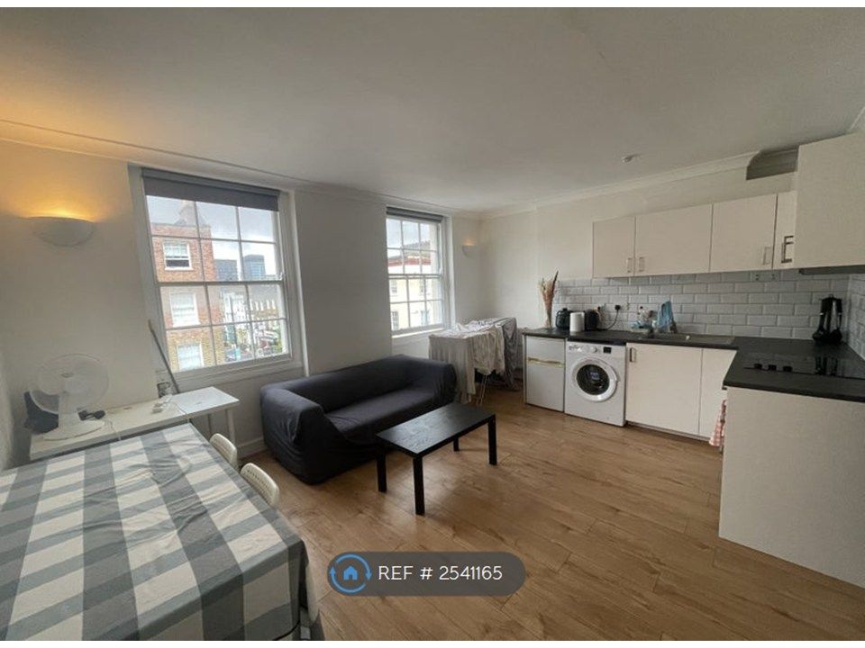 Property photo 1 of 5