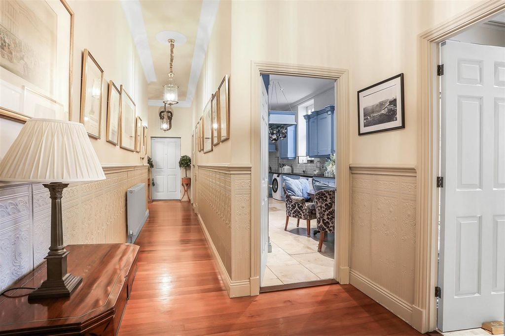 Additional image 14 of 2 bed flat for saleCayton Road, Coulsdon CR5