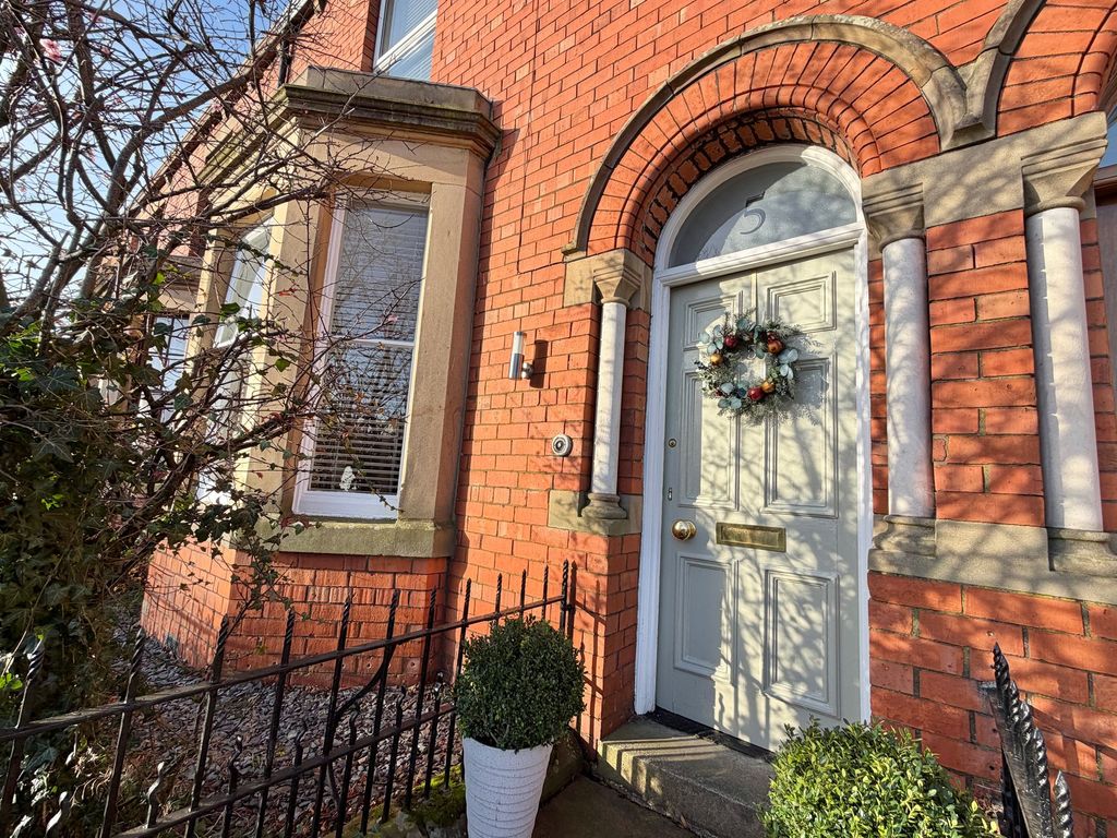 Property photo 1 of 20 Kenmount Place