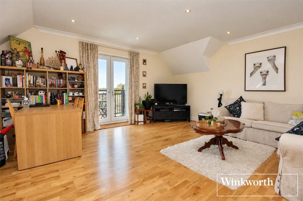 Property photo 2 of 11 Picture No. 10