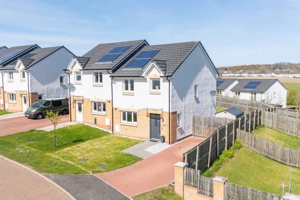 Property photo 1 of 30