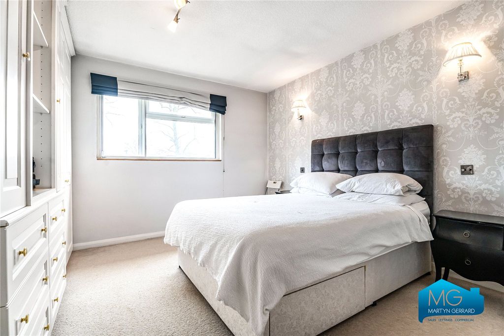 Property photo 3 of 23 Picture No. 46