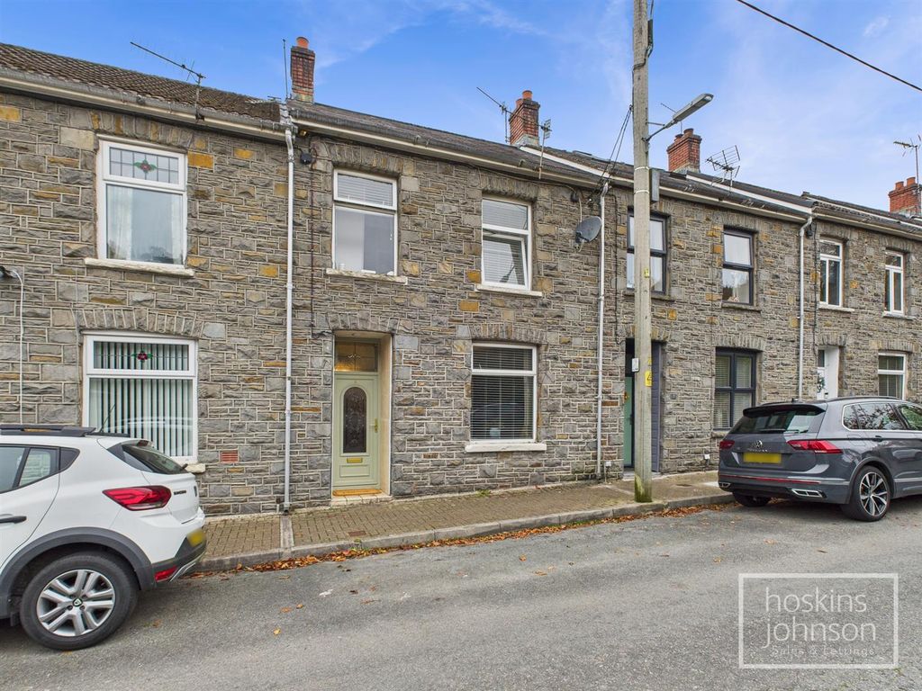 Property photo 1 of 25